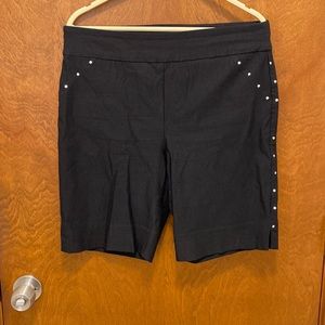Awakening  Bermuda shorts size 10